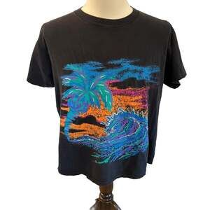 Vintage 90s Vibrant Neon Palm Tree & Wave Graphic Single Stitch Tee